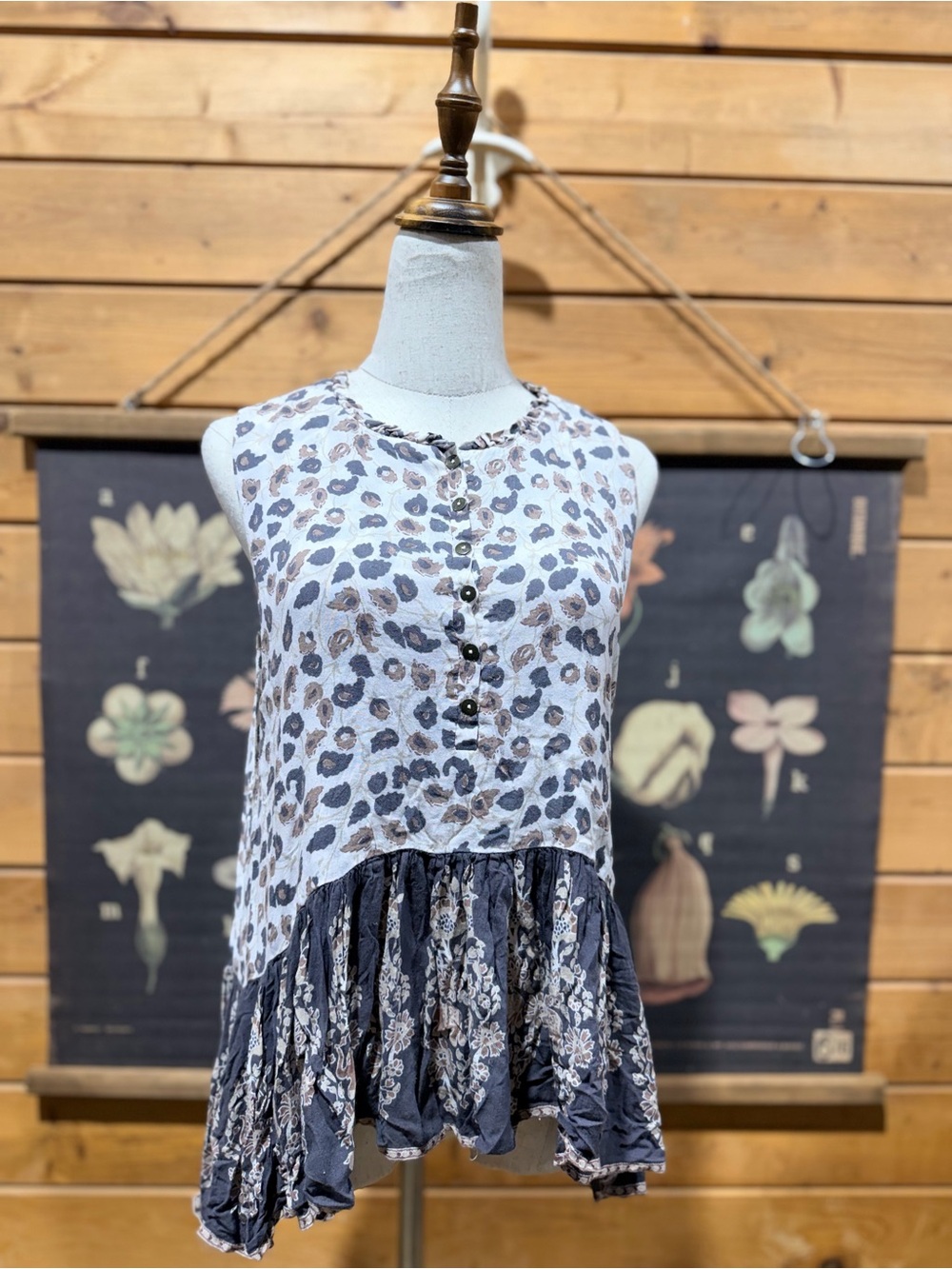 Spell & The Gypsy Collective Delirium Blouse XL High Low Boho Floral Tank Blouse
